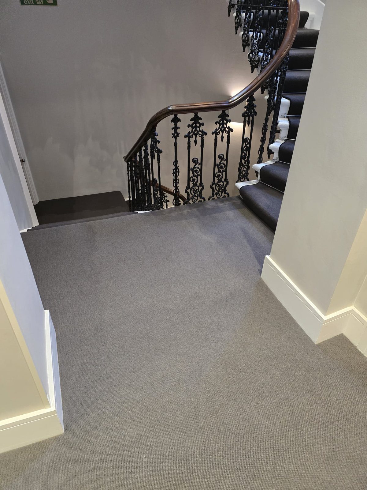 Carpets & flooring